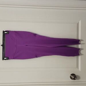 Lululemon NWOT Base Pace 23 inch.